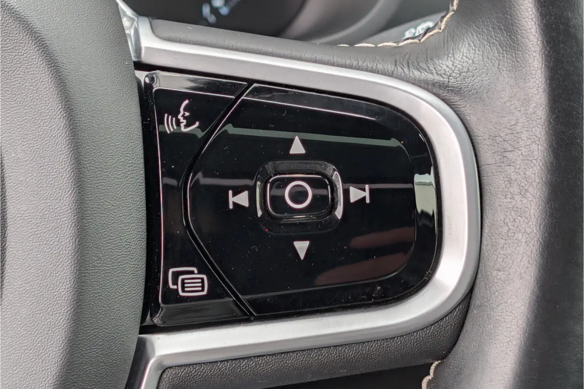 2.0 Recharge T6 AWD R-Design Black Trekhaak