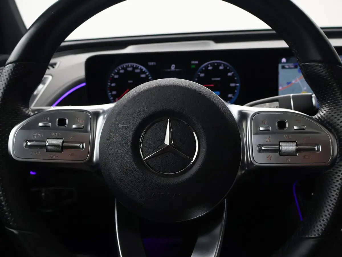 400 4MATIC AMG SPORT 80 kWh + 21 INCH | TREKHAAK | BURMESTER | SCHUIFDAK | HEAD-UP | 360 CAMERA