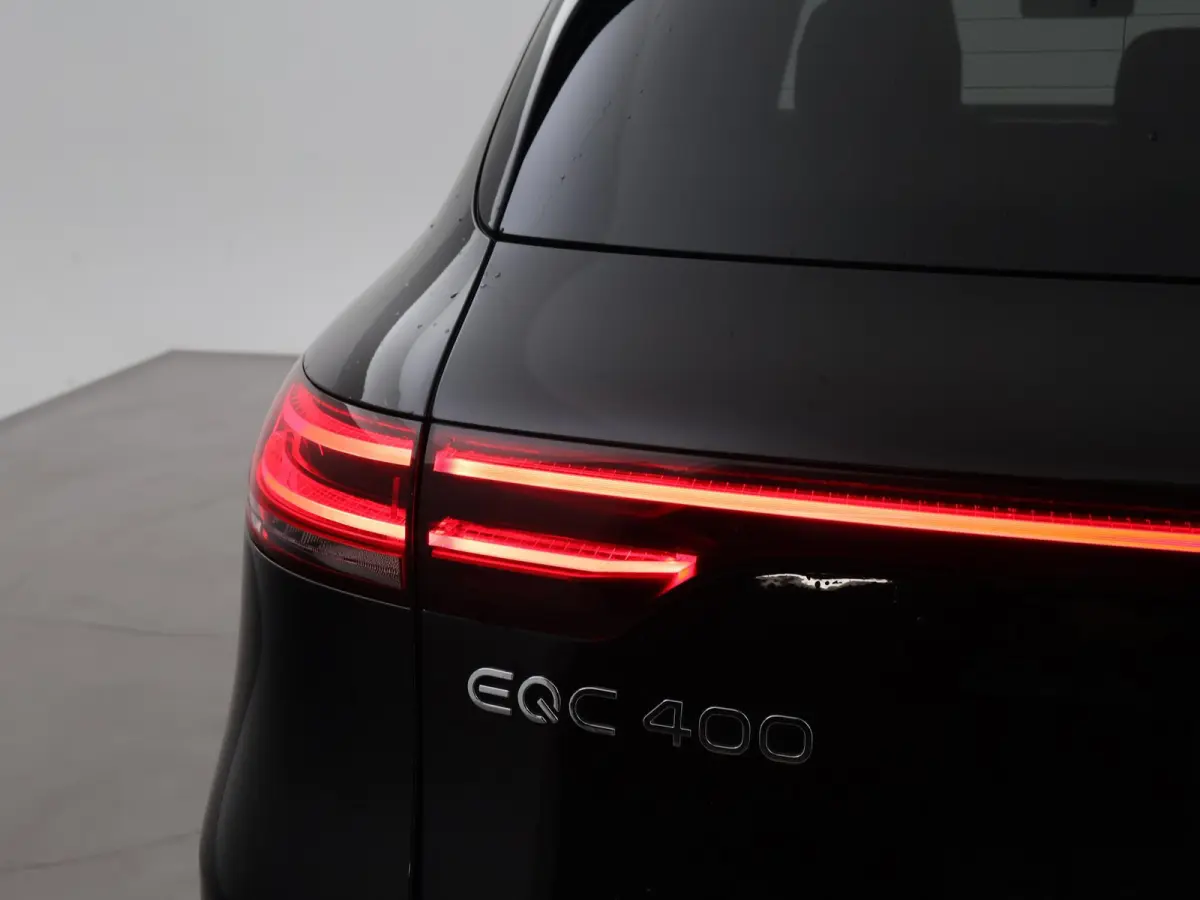 400 4MATIC AMG SPORT 80 kWh + 21 INCH | TREKHAAK | BURMESTER | SCHUIFDAK | HEAD-UP | 360 CAMERA