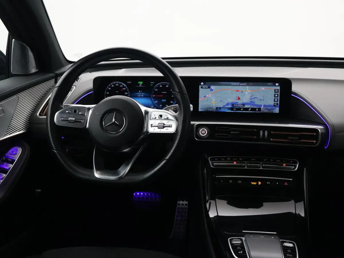 400 4MATIC AMG SPORT 80 kWh + 21 INCH | TREKHAAK | BURMESTER | SCHUIFDAK | HEAD-UP | 360 CAMERA