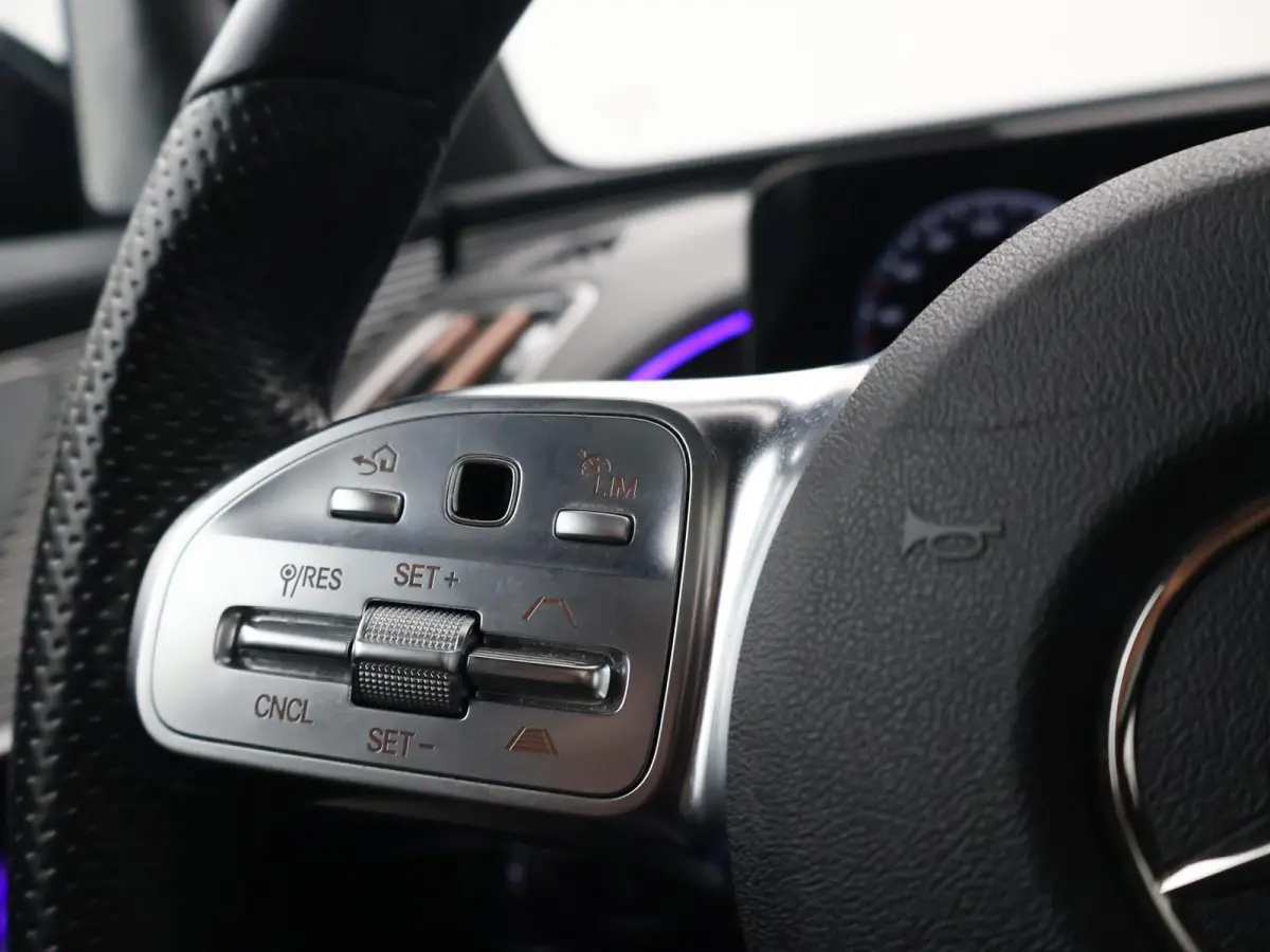 400 4MATIC AMG SPORT 80 kWh + 21 INCH | TREKHAAK | BURMESTER | SCHUIFDAK | HEAD-UP | 360 CAMERA