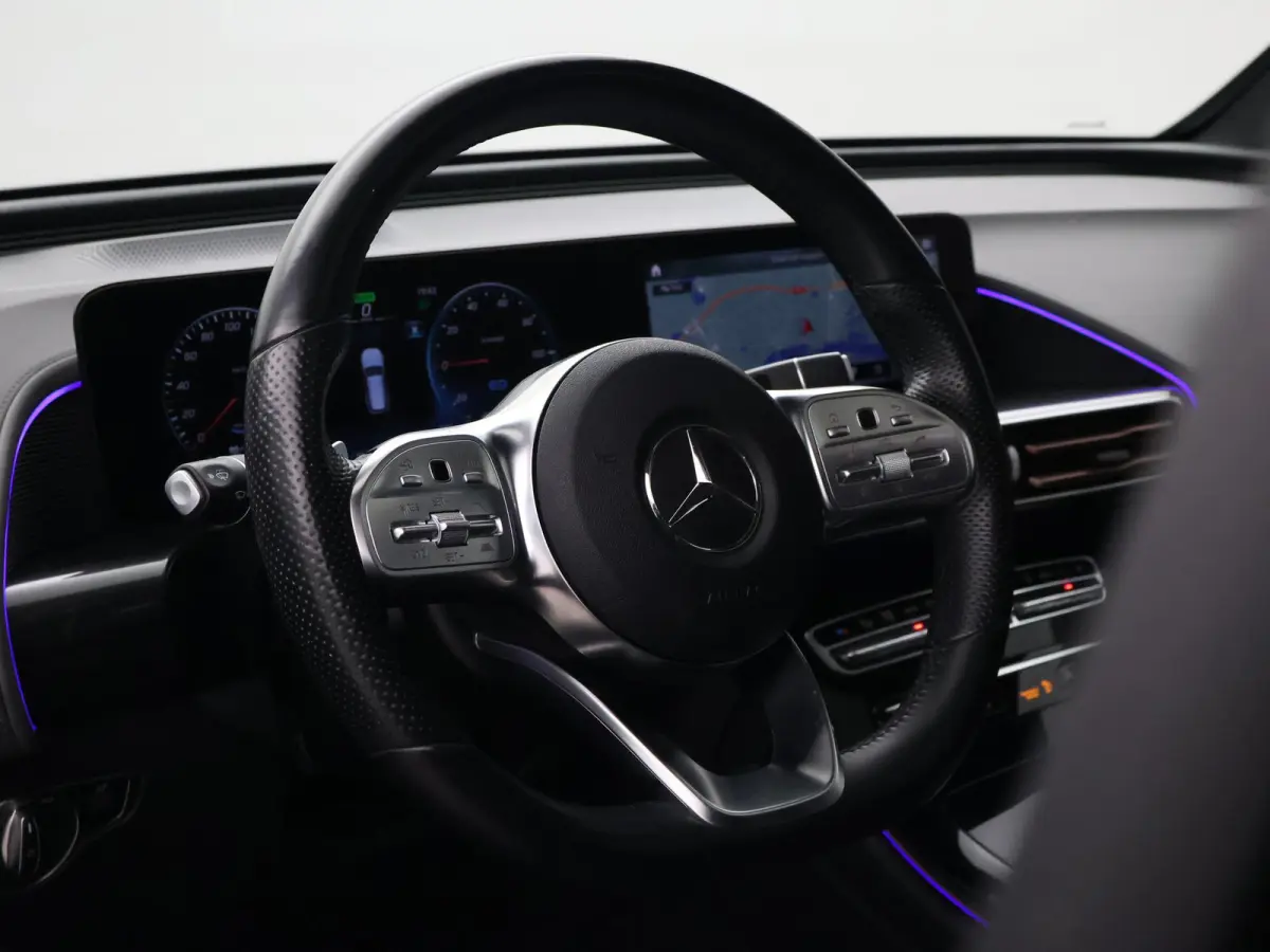400 4MATIC AMG SPORT 80 kWh + 21 INCH | TREKHAAK | BURMESTER | SCHUIFDAK | HEAD-UP | 360 CAMERA