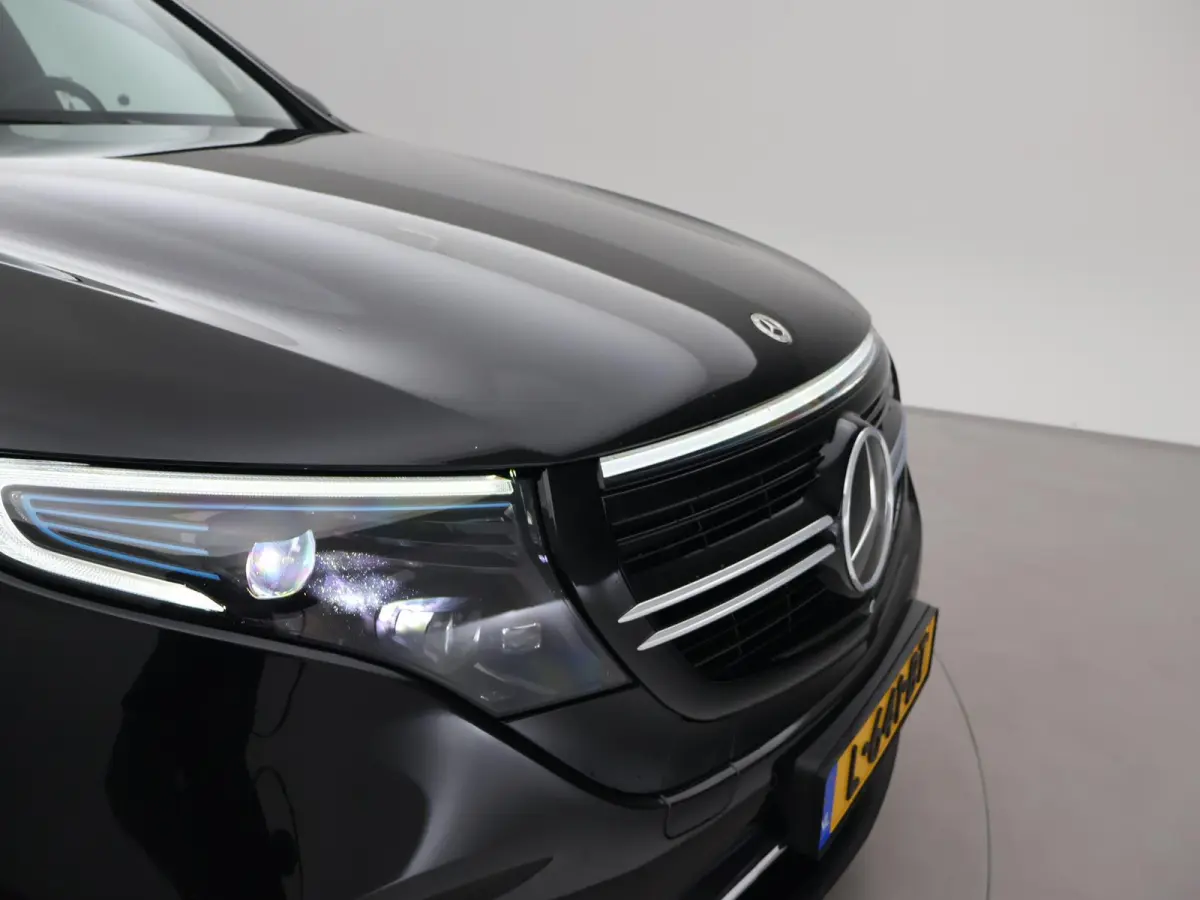 400 4MATIC AMG SPORT 80 kWh + 21 INCH | TREKHAAK | BURMESTER | SCHUIFDAK | HEAD-UP | 360 CAMERA
