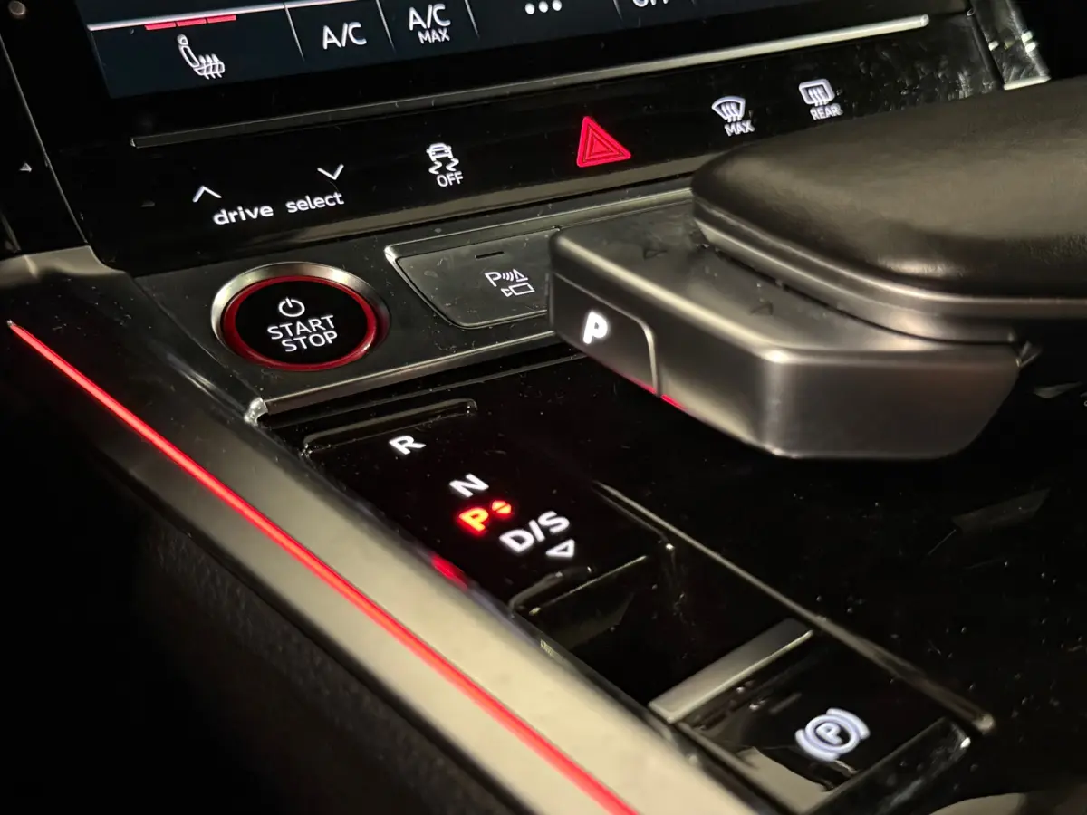 S quattro 95 kWh B&O Memory Sfeer Luchtvering