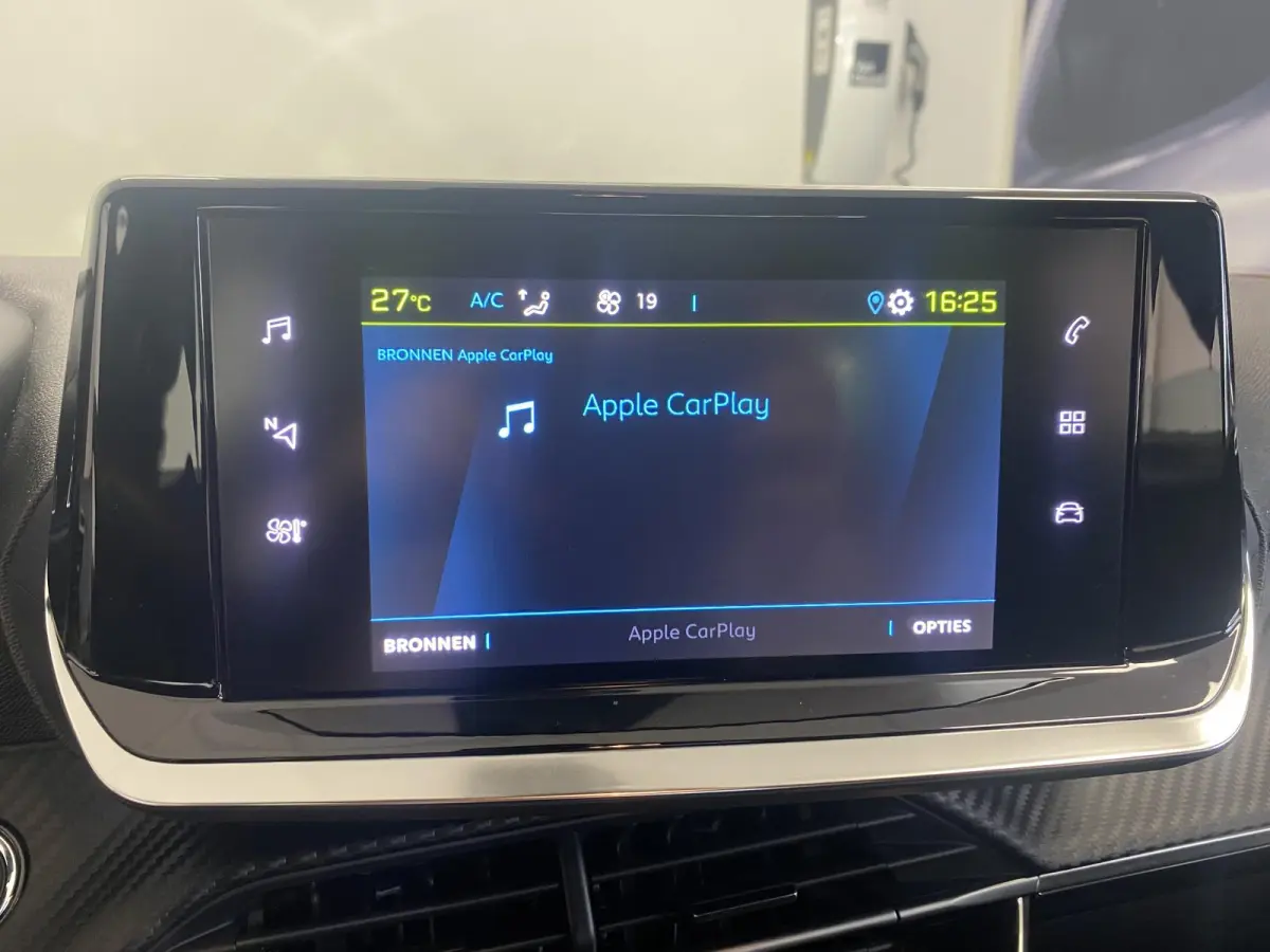 EV Active Pack 50 kWh | Apple Carplay & Android Auto | 16 inch LMV | Airco | 25 DKM l SOH 100%