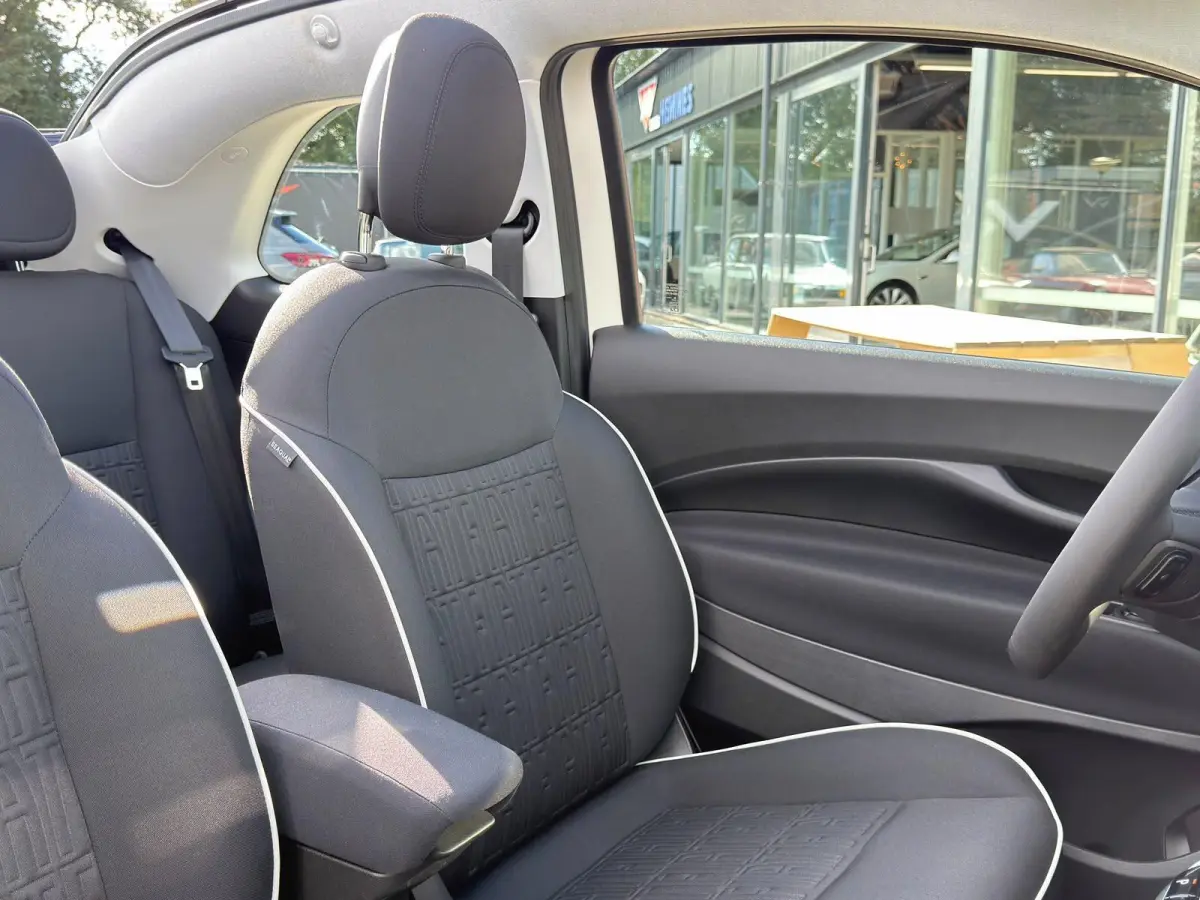 Cabrio Urban 42 kWh | 1 Eig | CarPlay | Cabriolet | BTW | LED | Stoelverwarming | Keyless | Cruise Control | Nieuwstaat !