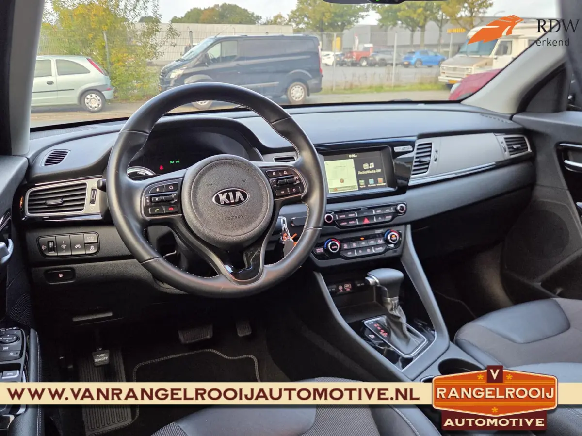 1.6 GDi Hybrid DynamicLine, clima, cruise, camera, carplay, navi