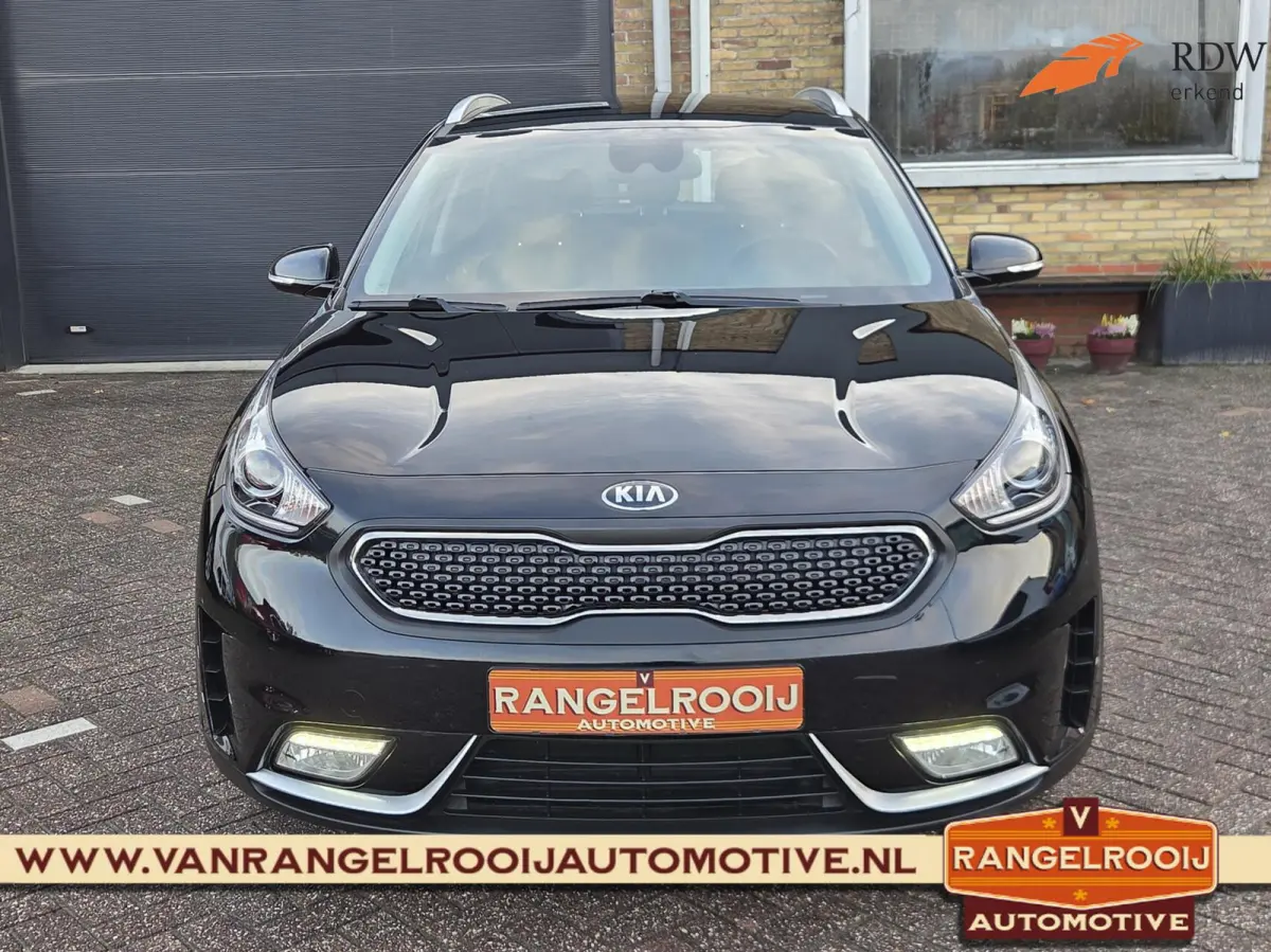 1.6 GDi Hybrid DynamicLine, clima, cruise, camera, carplay, navi
