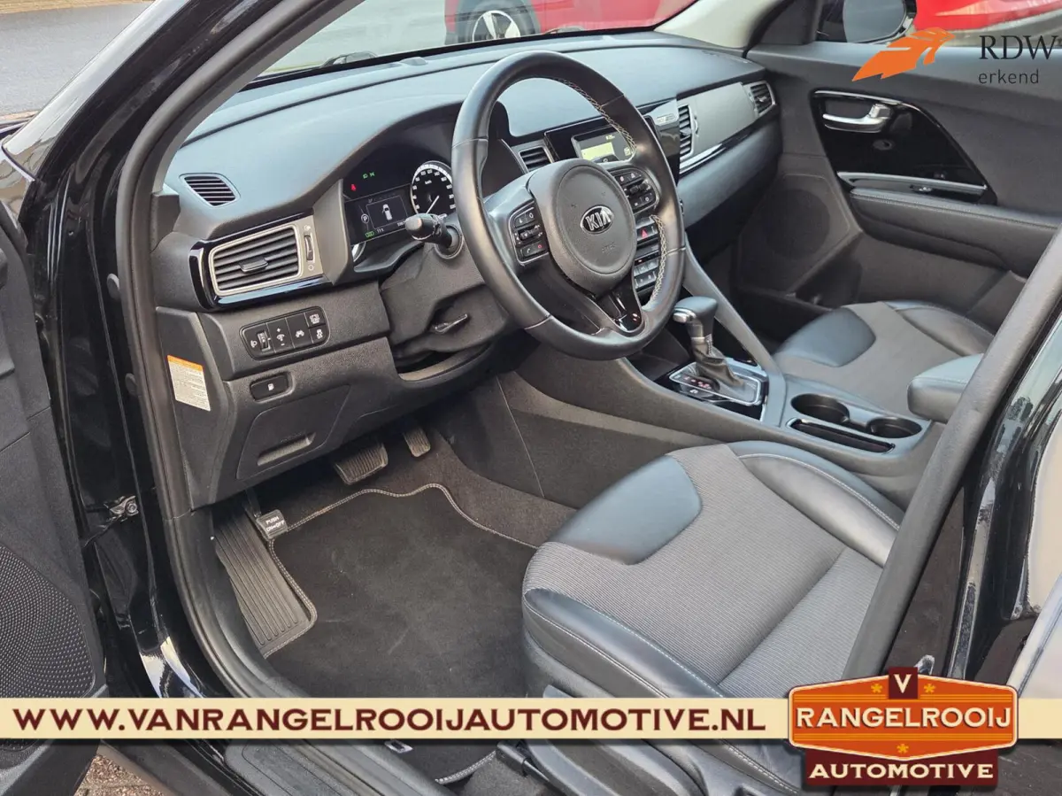 1.6 GDi Hybrid DynamicLine, clima, cruise, camera, carplay, navi