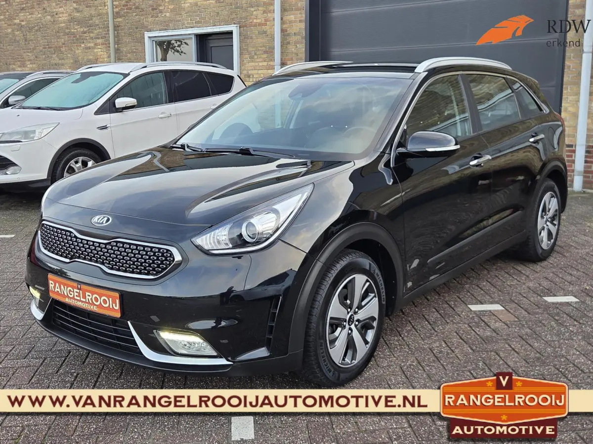 1.6 GDi Hybrid DynamicLine, clima, cruise, camera, carplay, navi