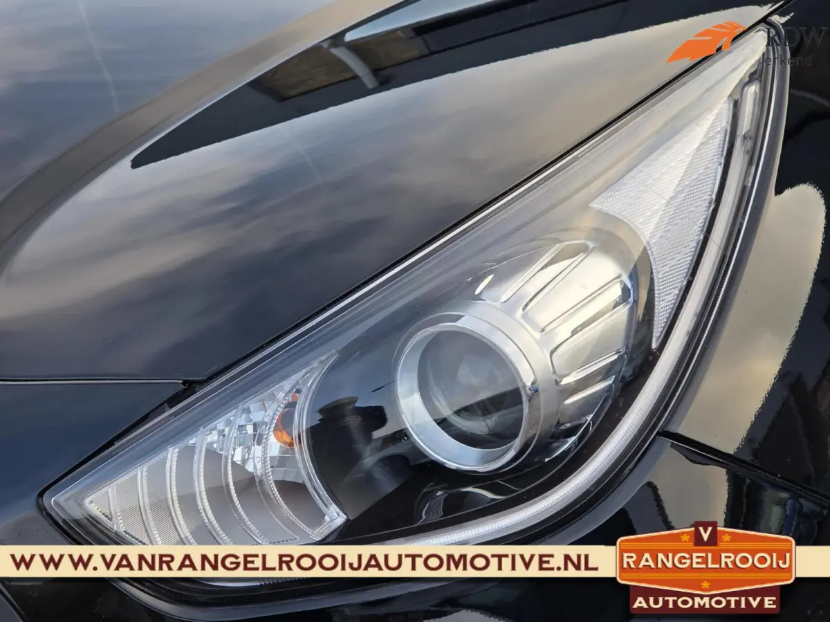 1.6 GDi Hybrid DynamicLine, clima, cruise, camera, carplay, navi