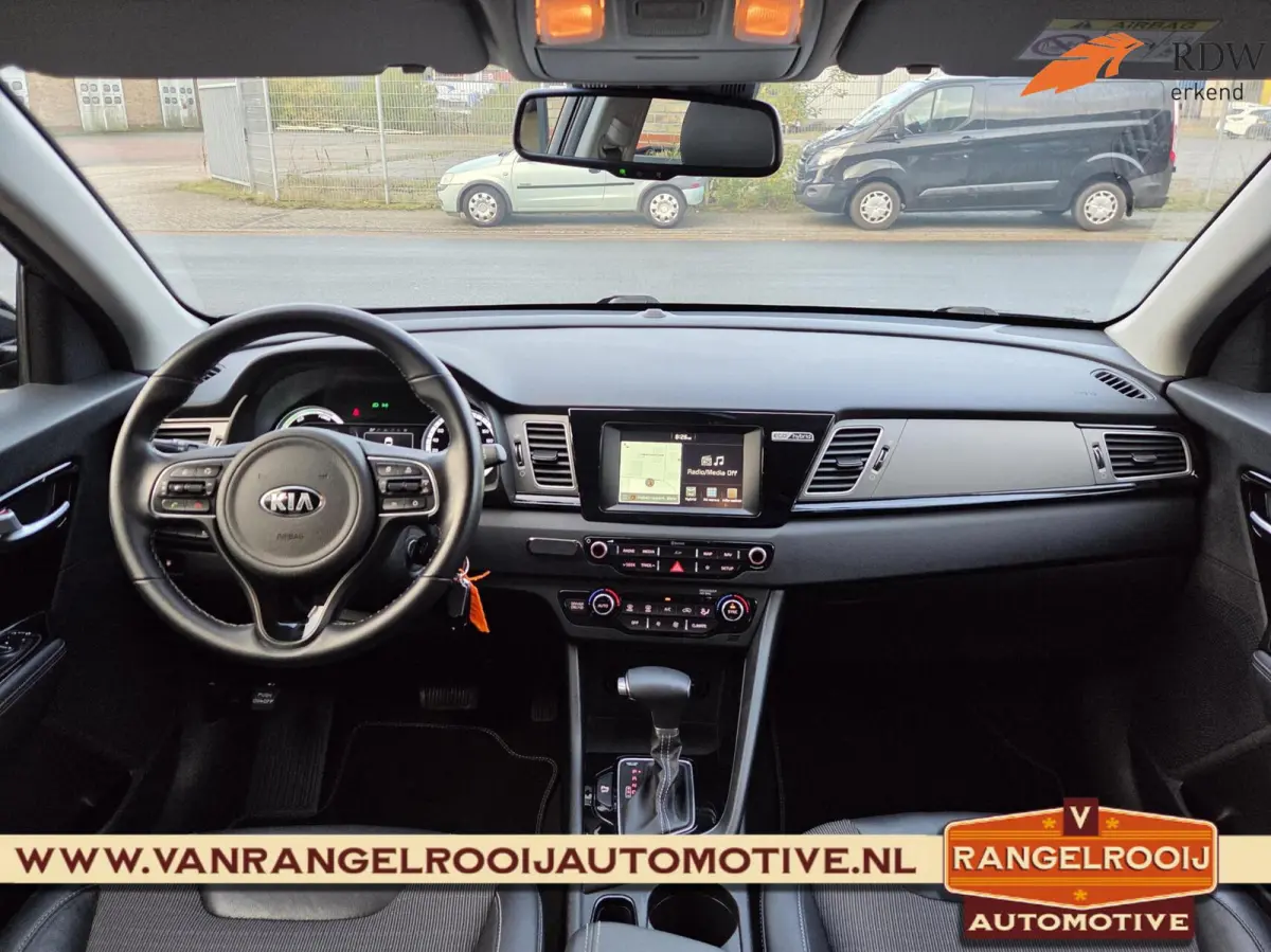 1.6 GDi Hybrid DynamicLine, clima, cruise, camera, carplay, navi