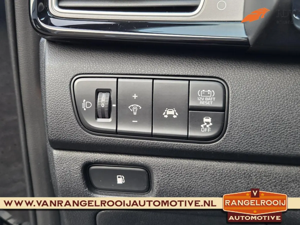1.6 GDi Hybrid DynamicLine, clima, cruise, camera, carplay, navi