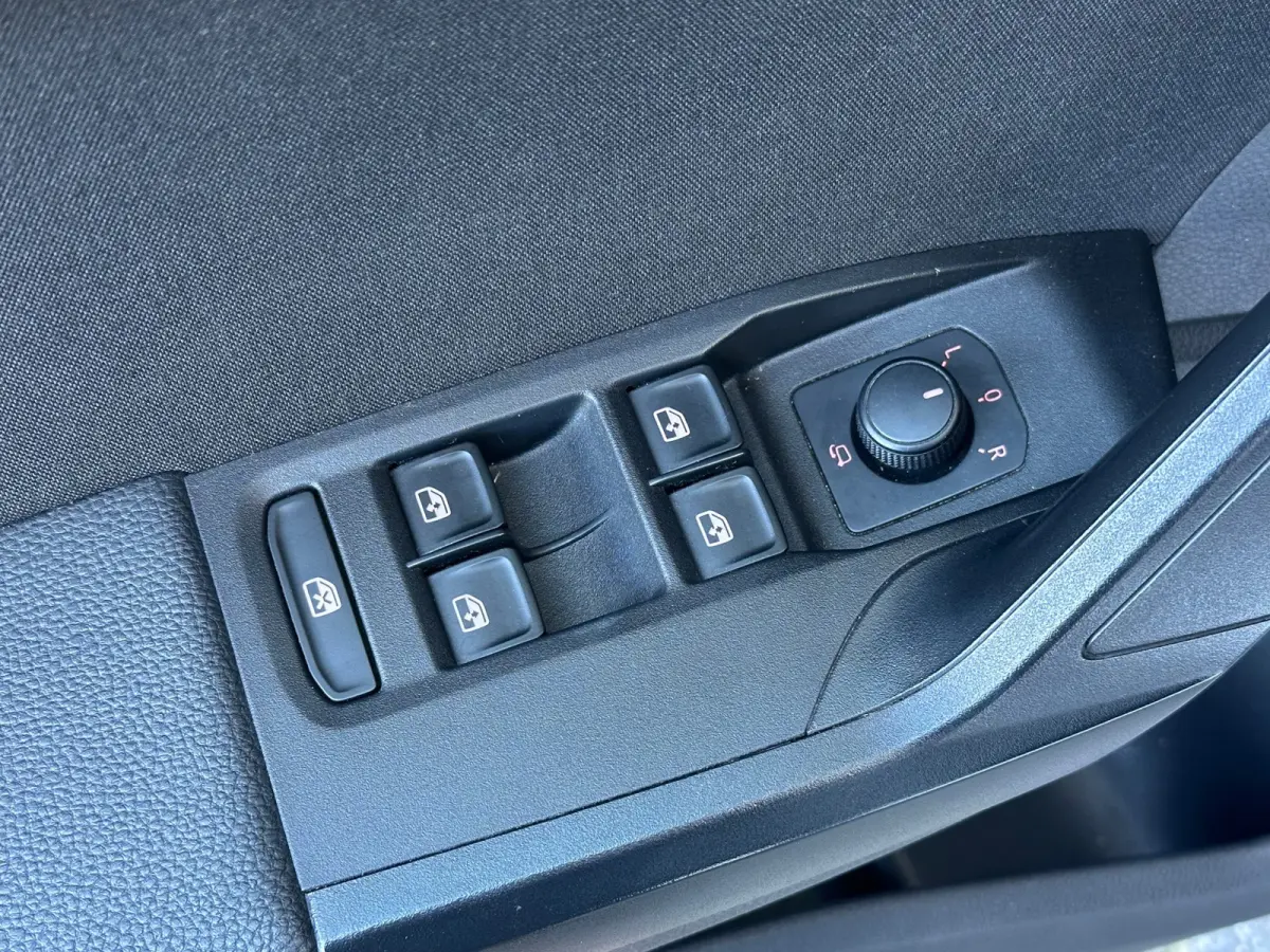 1.0 TSI FR Business Intense Aut Navi Carplay