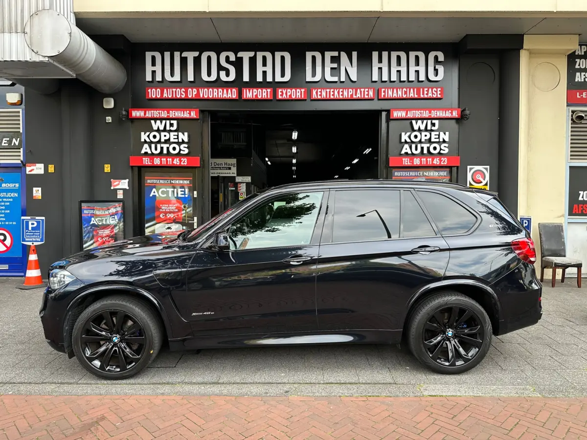 XDrive40e High Executive Aut Leer Navi Camera Pano