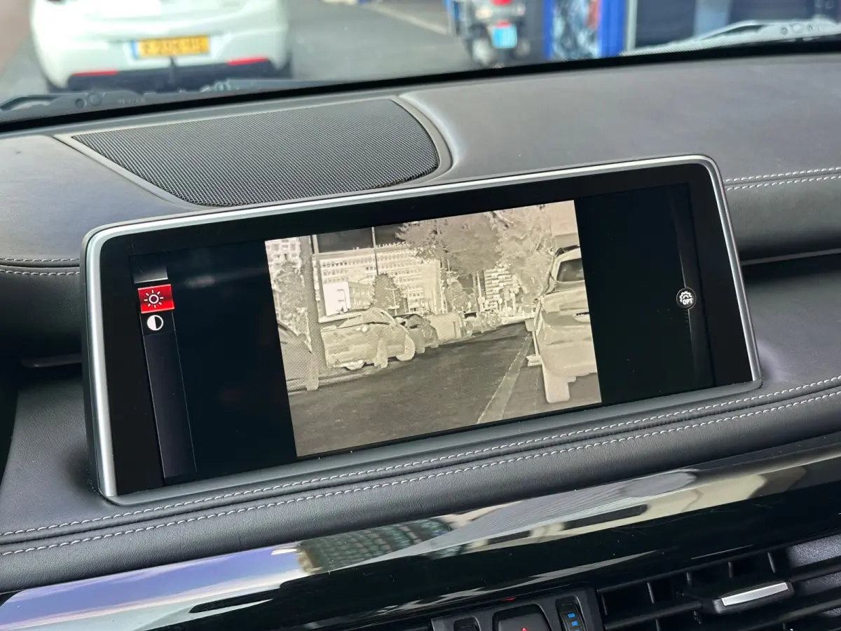 XDrive40e High Executive Aut Leer Navi Camera Pano