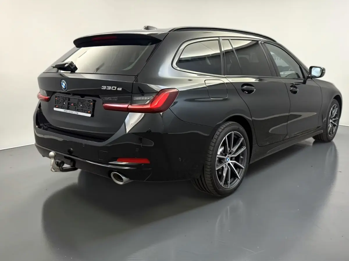 330e ** LED. NAVI+, LEDER, TREKH, SPORTST, ACC, KEYLESS, ALARM, 18-inch LMV ** 1e EIG - UNFALLFREI ** ** INFORMEER OOK NAAR ONZE AANTREKKELIJKE FINANCIAL-LEASE TARIEVEN **