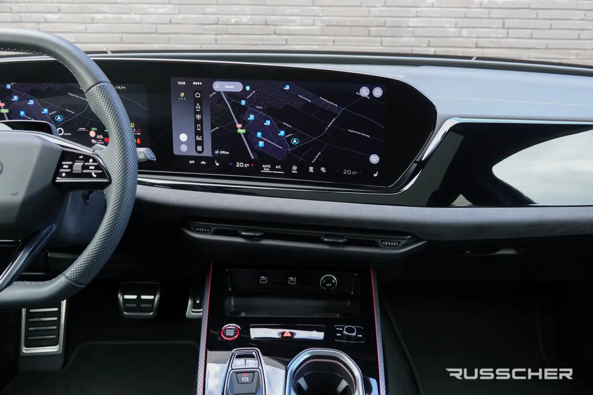 Edition One | 299Pk | quattro | S-Line | Plug-In Hybrid | 360° Camera | Spoiler pack | 22'' |