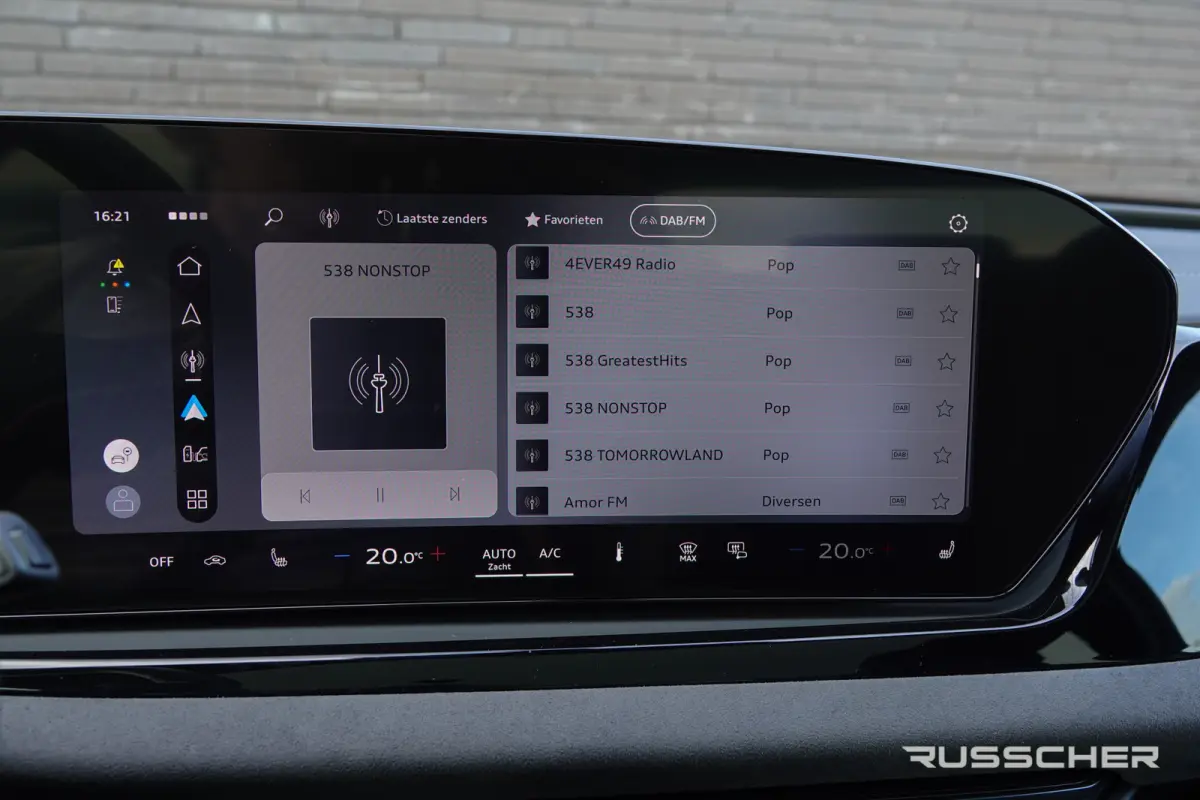 Edition One | 299Pk | quattro | S-Line | Plug-In Hybrid | 360° Camera | Spoiler pack | 22'' |