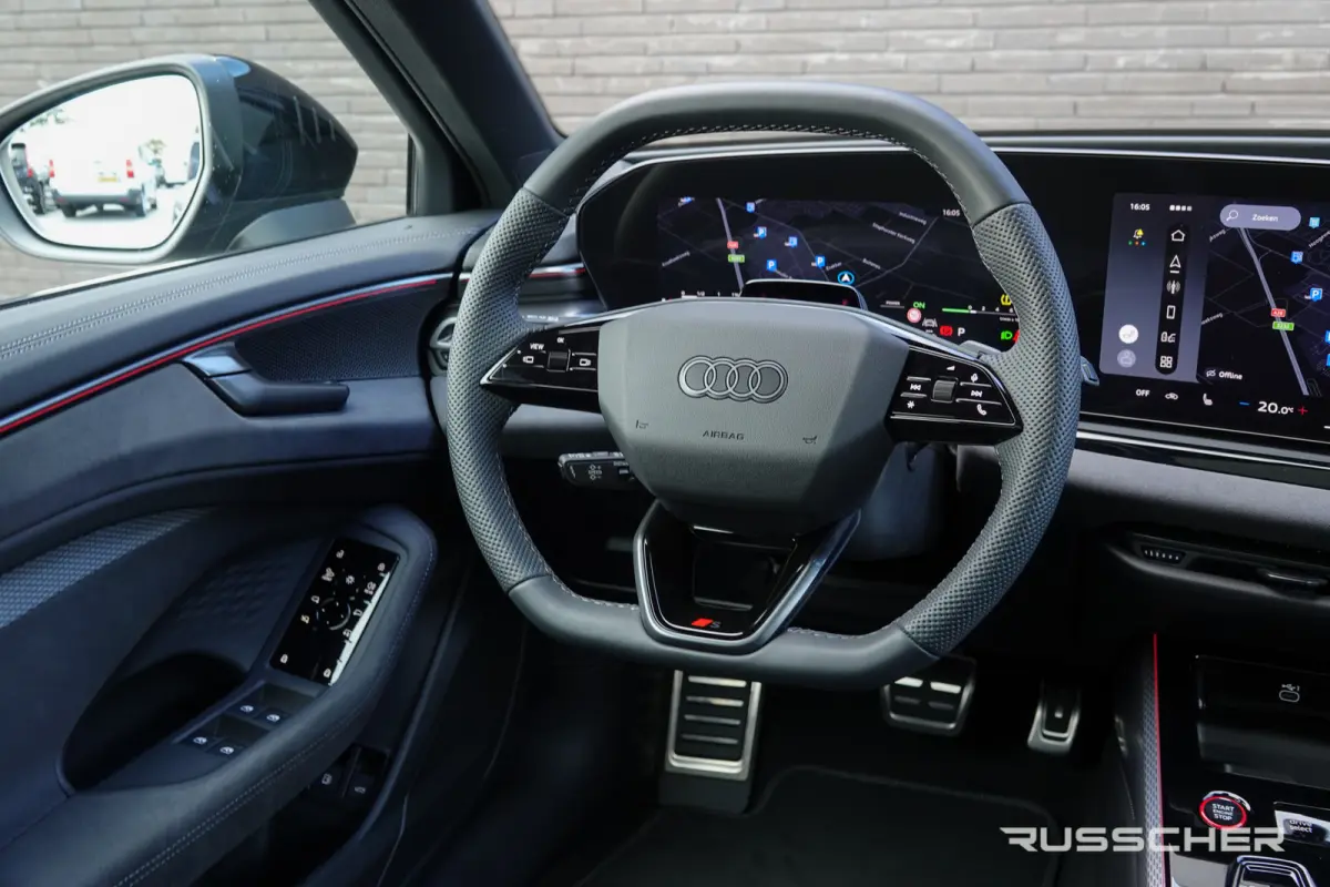 Edition One | 299Pk | quattro | S-Line | Plug-In Hybrid | 360° Camera | Spoiler pack | 22'' |