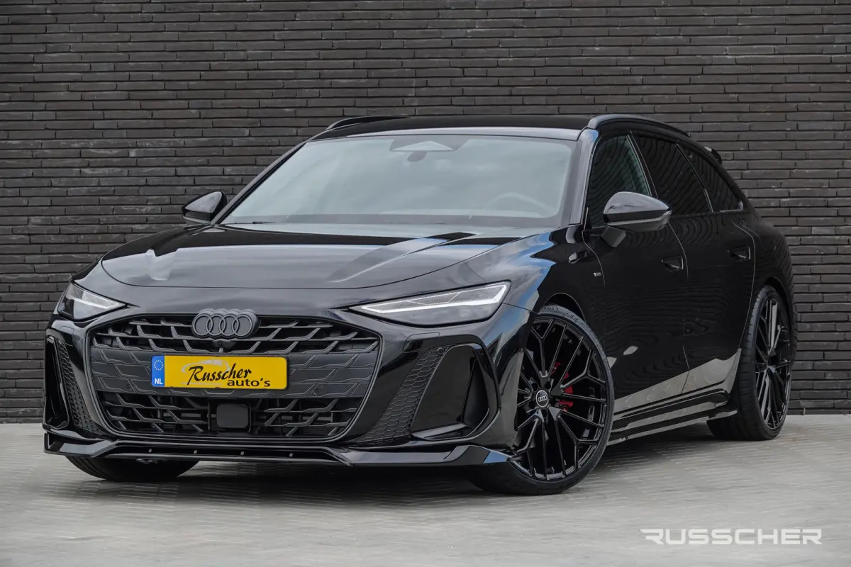Edition One | 299Pk | quattro | S-Line | Plug-In Hybrid | 360° Camera | Spoiler pack | 22'' |