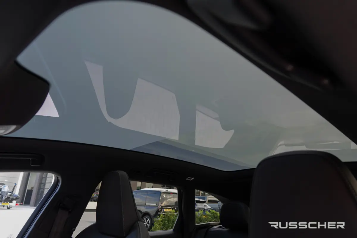 Edition One | 299Pk | quattro | S-Line | Plug-In Hybrid | 360° Camera | Spoiler pack | 22'' |