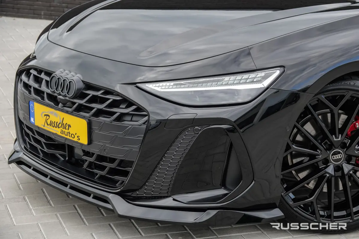 Edition One | 299Pk | quattro | S-Line | Plug-In Hybrid | 360° Camera | Spoiler pack | 22'' |