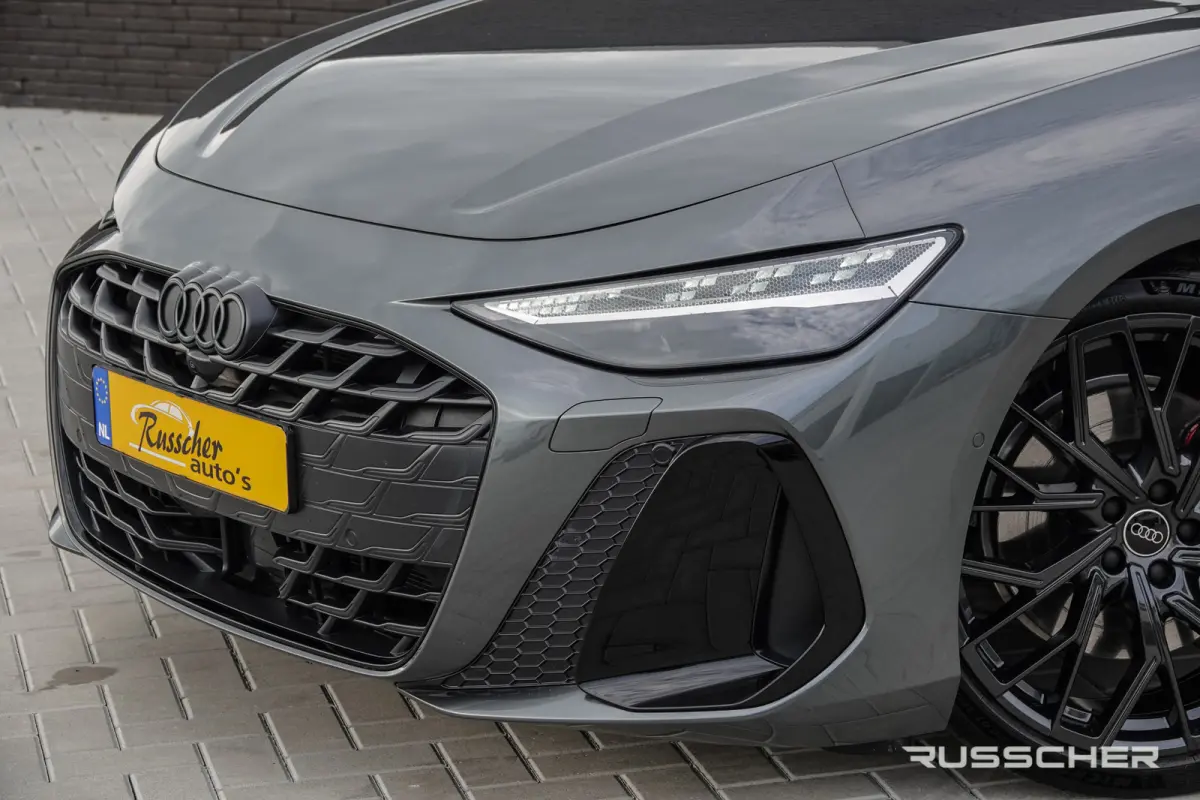 Edition One | e-hybrid 299Pk | quattro | S-Line | Plug-In Hybrid | Panoramadak | 360° Camera | Trekhaak | 21''