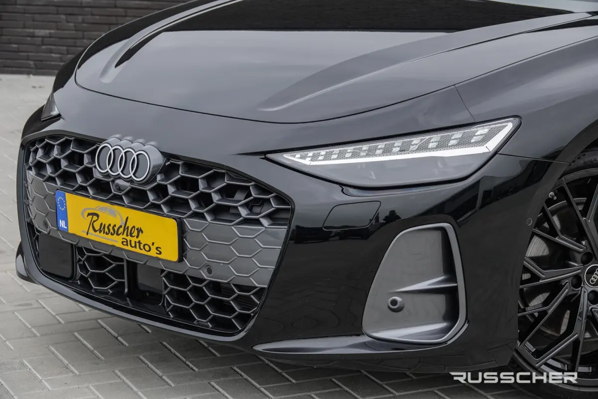 e-hybrid 299Pk | Advanced | Quattro | Plug-in Hybrid | MMI Bijrijdersdisplay | 360° Camera | Leder | 21''