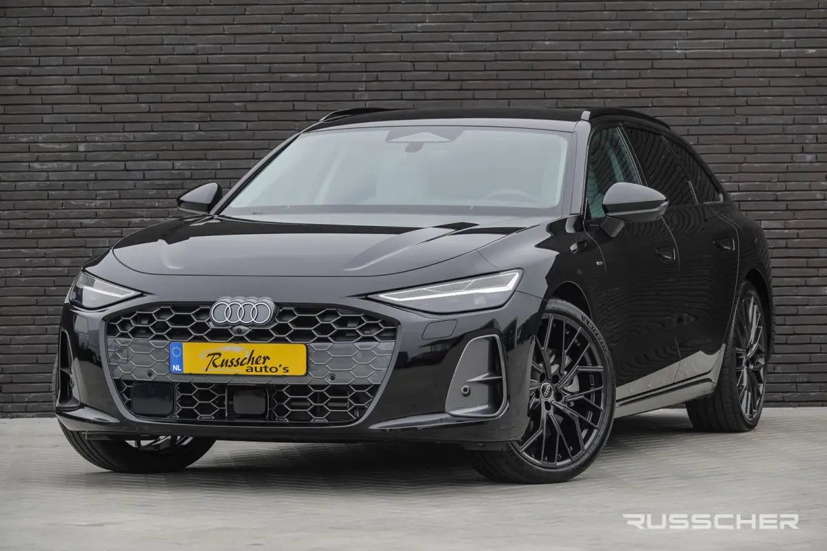 e-hybrid 299Pk | Advanced | Quattro | Plug-in Hybrid | MMI Bijrijdersdisplay | 360° Camera | Leder | 21''