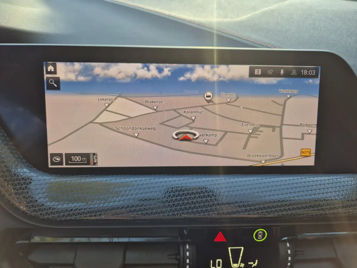 High Executive Achteruitrijcamera Cruise Navigatie CarPlay LM Velgen Sport stoelen