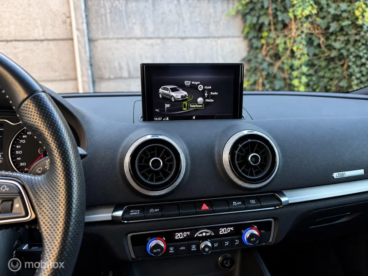 1.0 TFSI Sport S Line Edition