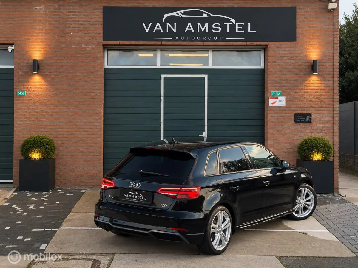1.0 TFSI Sport S Line Edition
