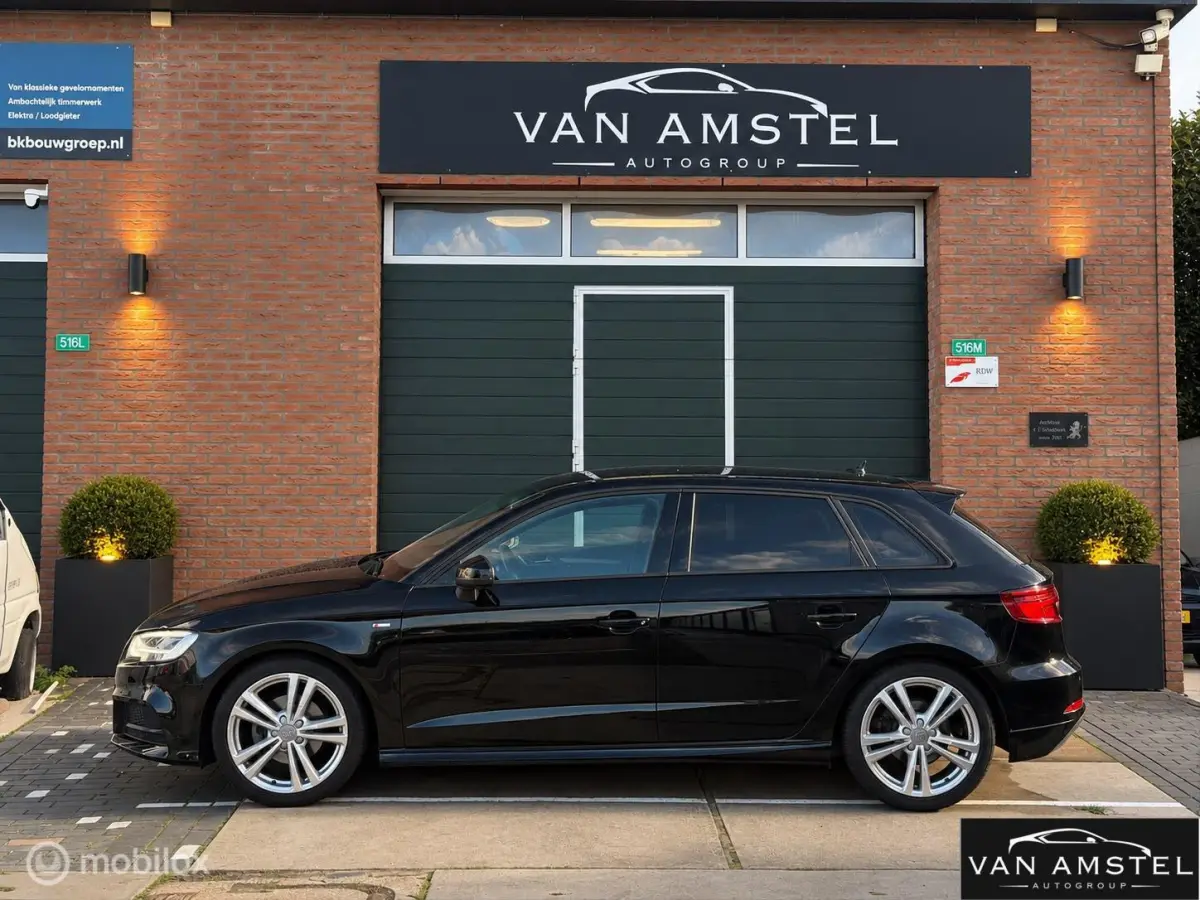 1.0 TFSI Sport S Line Edition