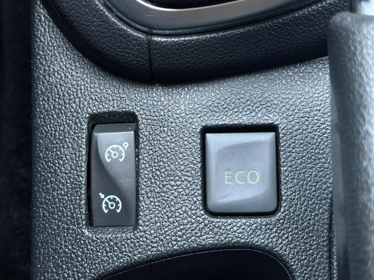 0.9 TCe Eco2 Dynamique Cruise PDC Navi Airco
