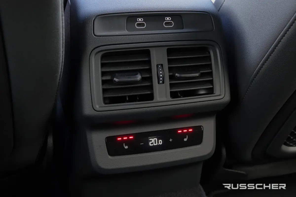 e-hybrid 367Pk | Quattro | S-Line | Panoramadak | Bang&Olufsen | 360° Camera | Trekhaak | 21''