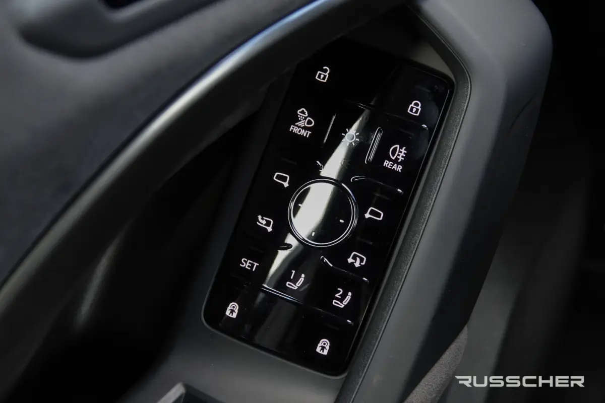 e-hybrid 367Pk | Quattro | S-Line | Panoramadak | Bang&Olufsen | 360° Camera | Trekhaak | 21''