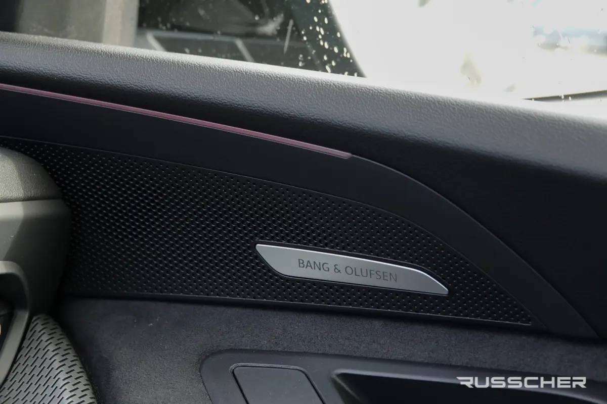 e-hybrid 367Pk | Quattro | S-Line | Panoramadak | Bang&Olufsen | 360° Camera | Trekhaak | 21''