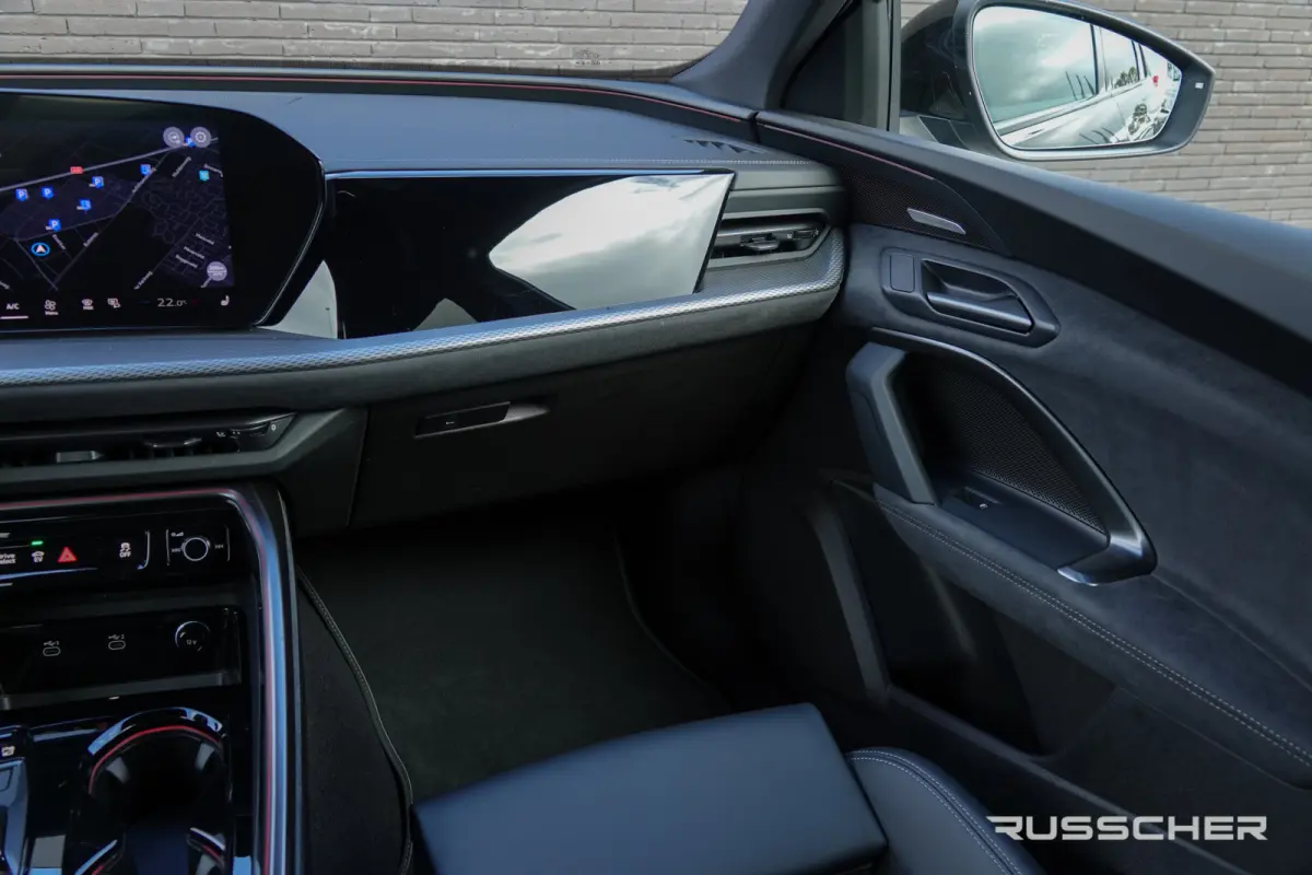 e-hybrid 367Pk | Quattro | S-Line | Panoramadak | Bang&Olufsen | 360° Camera | Trekhaak | 21''