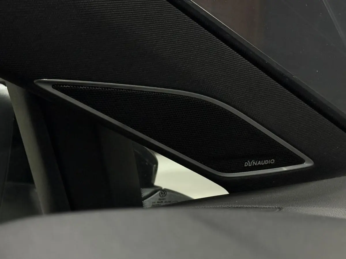 2.0 TSI 4Motion R|Pano|Dyn|DCC|420PK|Maxton