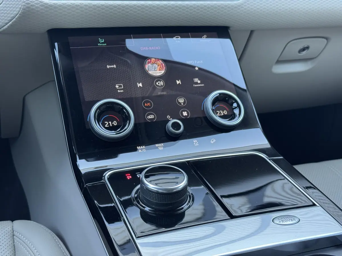 2.0 P250 Turbo AWD Carbon Edition 2e Eigenaar|Navi|Camera|Meridian Sound System|Trekhaak|Clima|Cruise|Carplay|N.A.P|NL Auto|APK tot 09-2027