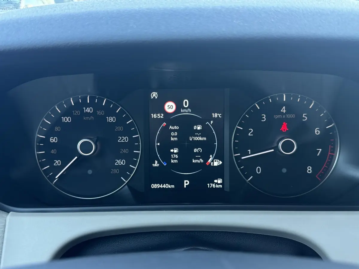 2.0 P250 Turbo AWD Carbon Edition 2e Eigenaar|Navi|Camera|Meridian Sound System|Trekhaak|Clima|Cruise|Carplay|N.A.P|NL Auto|APK tot 09-2027