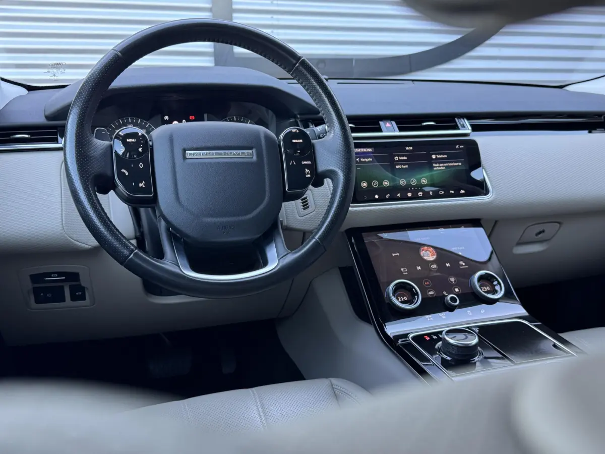 2.0 P250 Turbo AWD Carbon Edition 2e Eigenaar|Navi|Camera|Meridian Sound System|Trekhaak|Clima|Cruise|Carplay|N.A.P|NL Auto|APK tot 09-2027