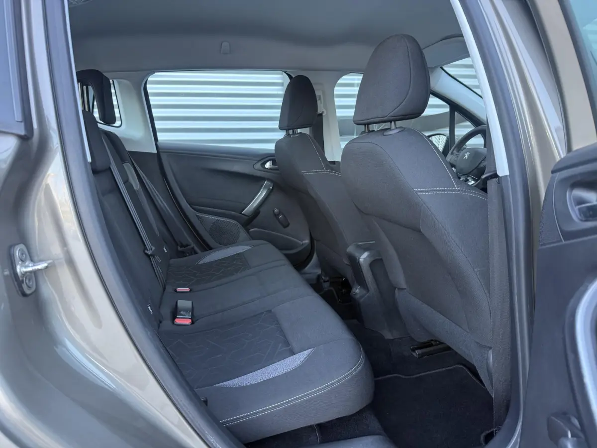 1.2 PureTech Blue Lion 2e Eigenaar|Navi|Carplay|Airco|Cruise|PDC|N.A.P|APK tot 05-2027