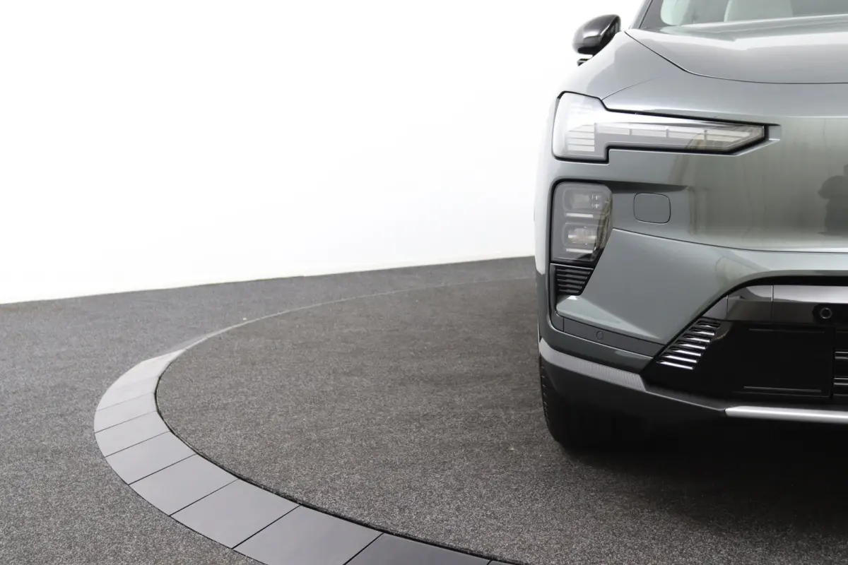 P10 AWD Ultra 95 kWh | Bowers&Wilkins | Stoelventilatie | Elektromagnetisch Dak | 22 inch |