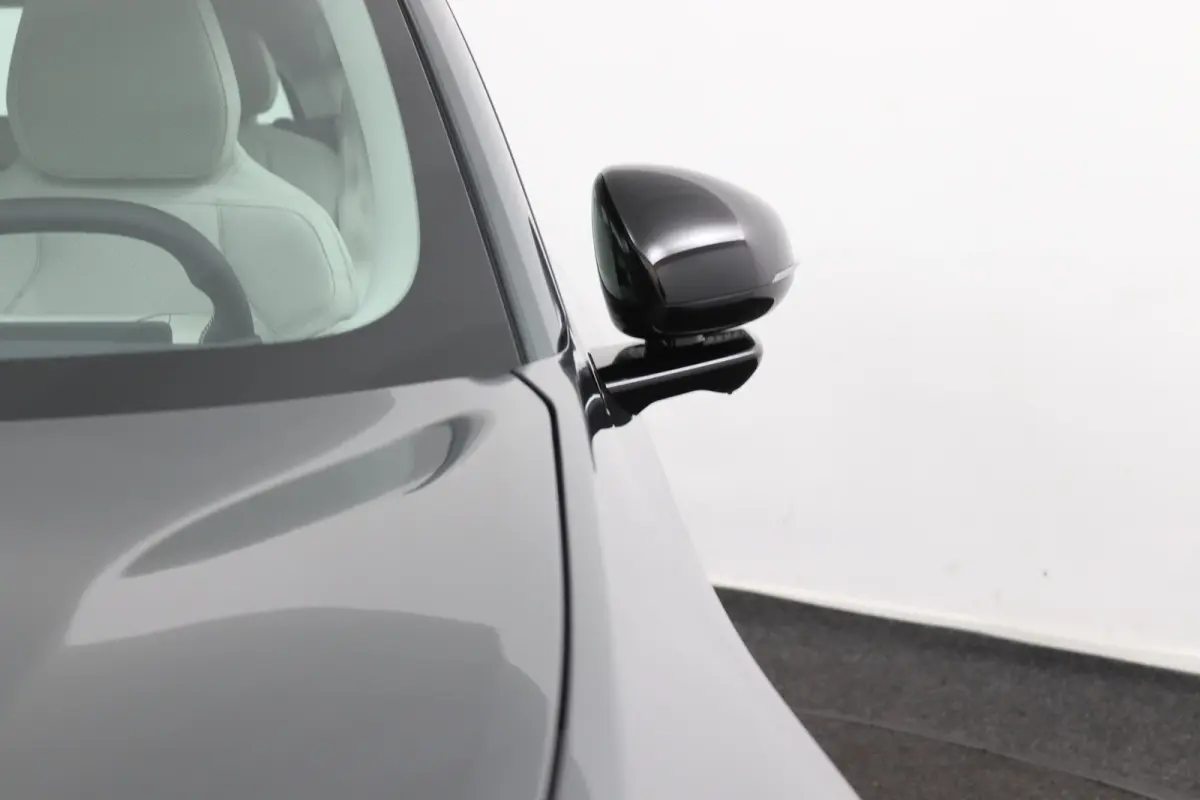 P10 AWD Ultra 95 kWh | Bowers&Wilkins | Stoelventilatie | Elektromagnetisch Dak | 22 inch |