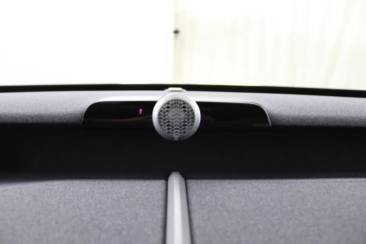 P10 AWD Ultra 95 kWh | Bowers&Wilkins | Stoelventilatie | Elektromagnetisch Dak | 22 inch |