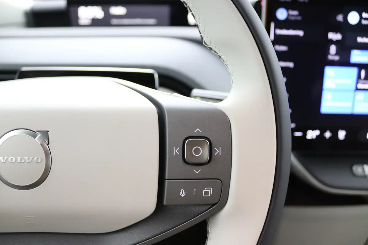 P10 AWD Ultra 95 kWh | Bowers&Wilkins | Stoelventilatie | Elektromagnetisch Dak | 22 inch |