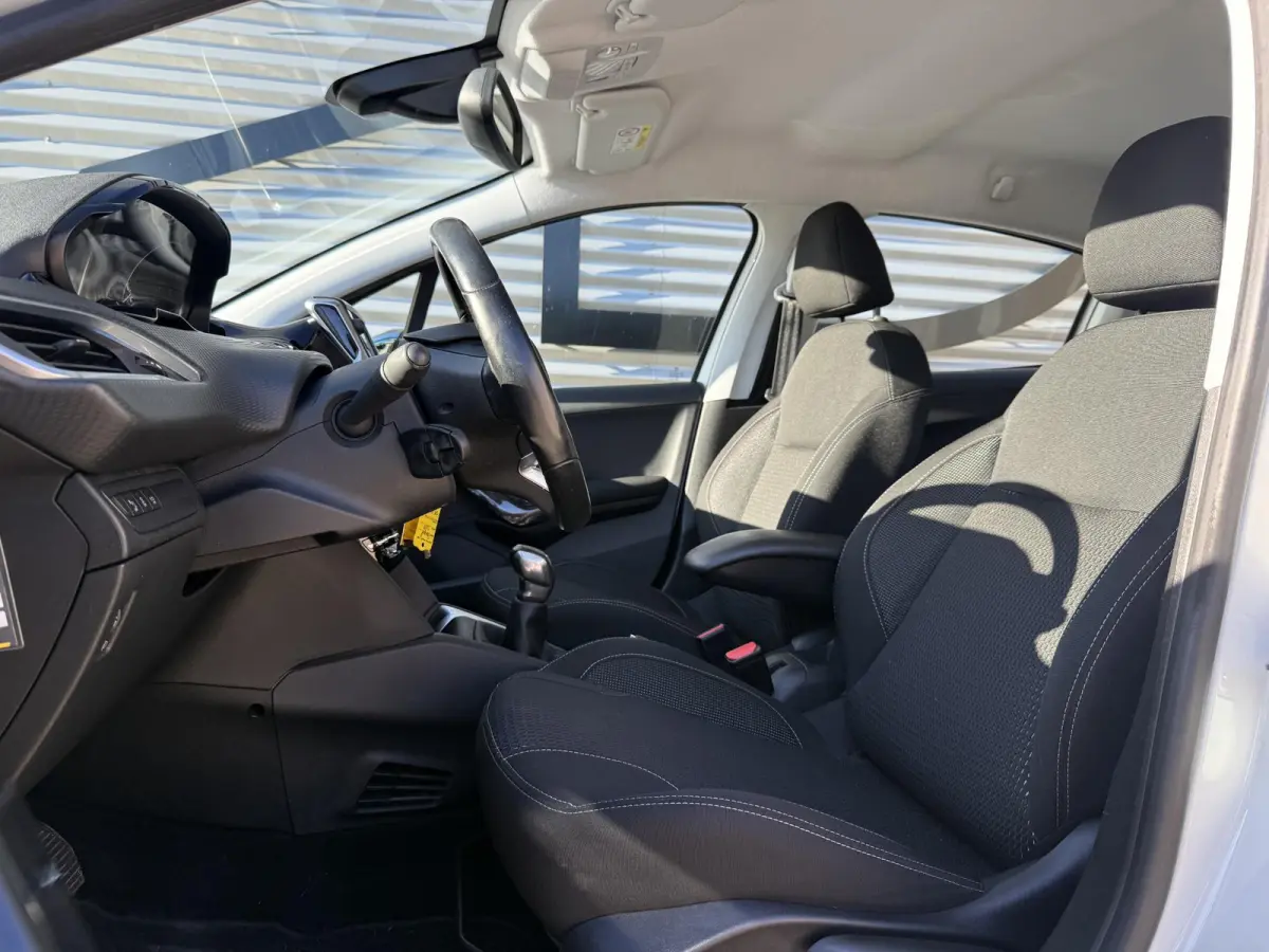1.6 BlueHDi Blue Lease Executive 2e Eigenaar|Navi|Carplay|Clima|Cruise|PDC|N.A.P|Nieuwe APK bij Aflevering