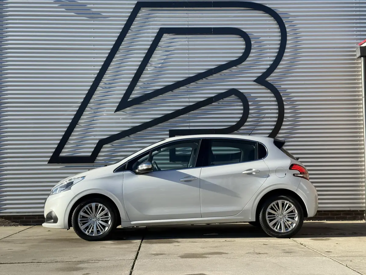 1.6 BlueHDi Blue Lease Executive 2e Eigenaar|Navi|Carplay|Clima|Cruise|PDC|N.A.P|Nieuwe APK bij Aflevering